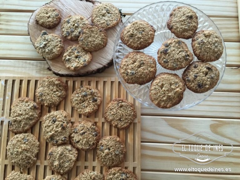 Dejar enfriar sobre una rejilla.
Listas!