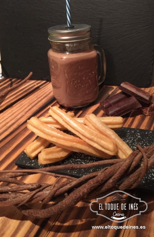 Churros con chocolate a la taza - El Toque de Inés