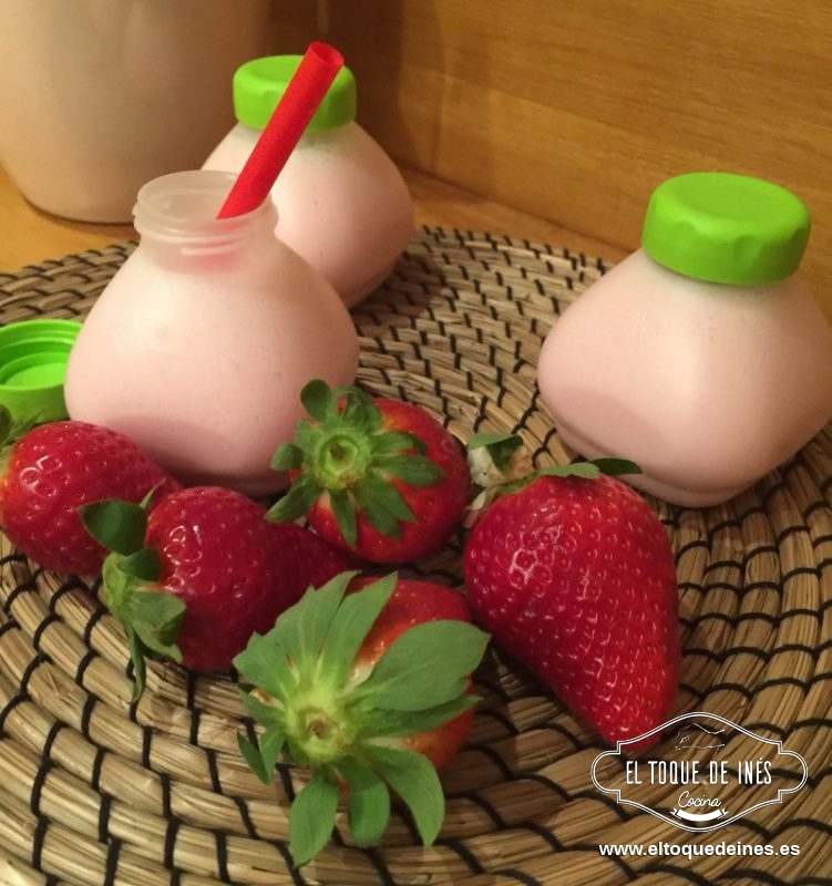 Receta de Yogur de fresa casero fácil de preparar