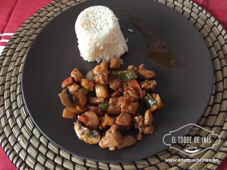 Pollo con guindilla