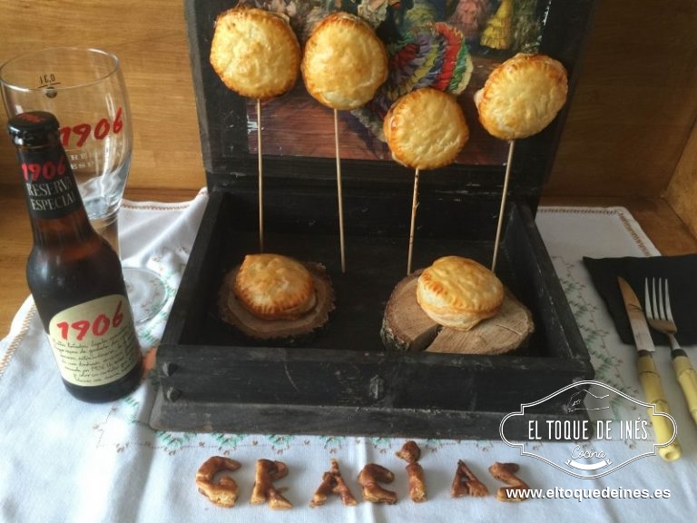 Piruletas de hojaldre