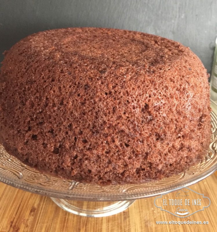 Comprobamos con una brocheta o palillo que salga seco.