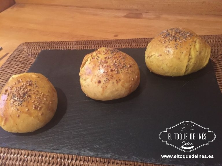 Colocamos sobre una rejilla a enfriar.