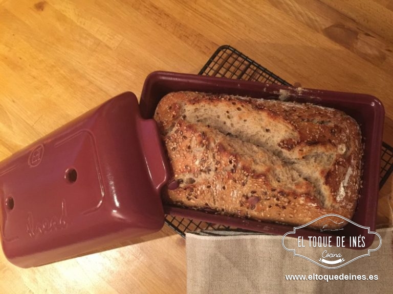 Pan en horno de cerámica