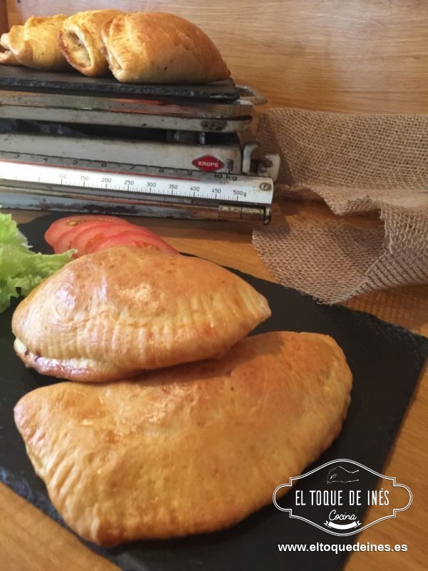 Metemos al horno que ha de estar precalentado a 180º con calor arriba y abajo durante unos 30 minutos.