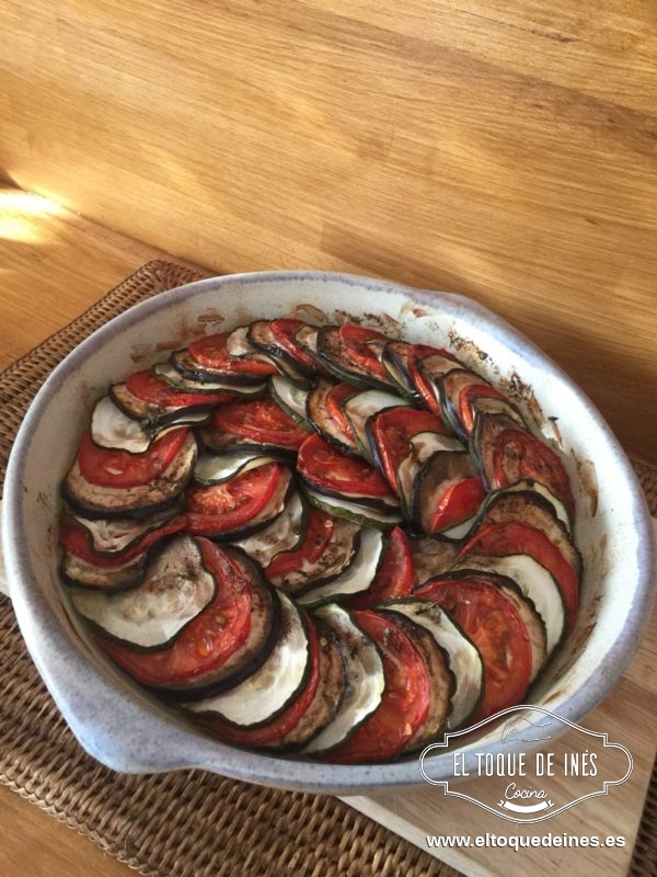 Introducimos en el horno a 180º C durante unos 40-45 minutos con calor arriba y abajo.