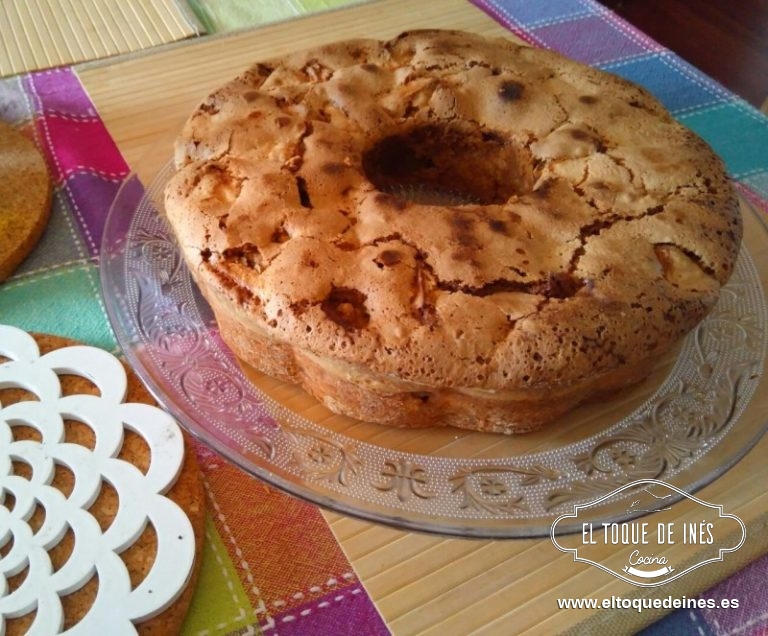 Bizcocho de canela y manzana