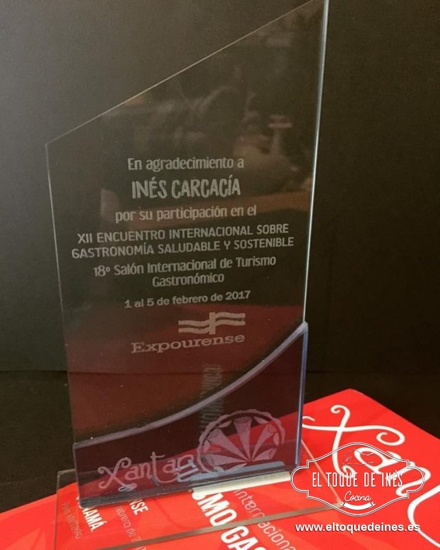 Una vez finalizado el showcooking creo que respiré tranquila...todo nos había salido bien a las tres así que el trabajo ya estaba realizado; gracias a Xantar por el detalle de regalarnos un placa como recuerdo.