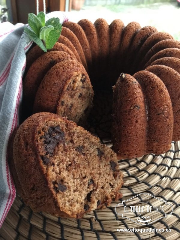 Dejamos enfriar y desmoldamos ( si usais moldes Nordic ware dejamos 10 minutos enfriar y desmoldamos ).