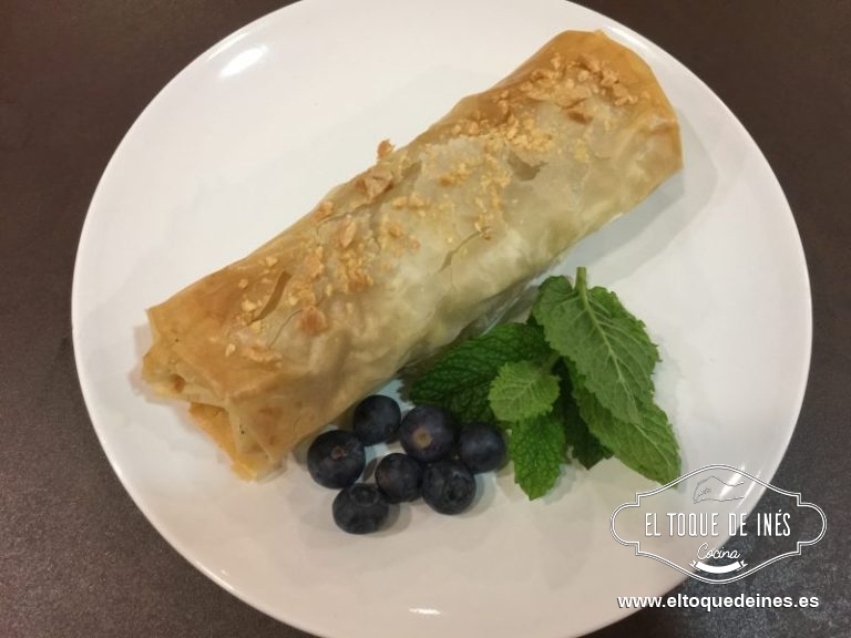 Strudel de plátano y chocolate