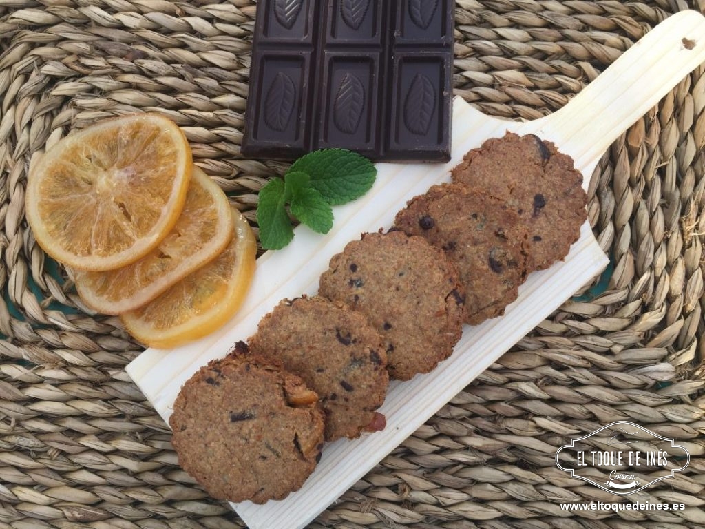 Galletas de centeno con chocolate y naranja