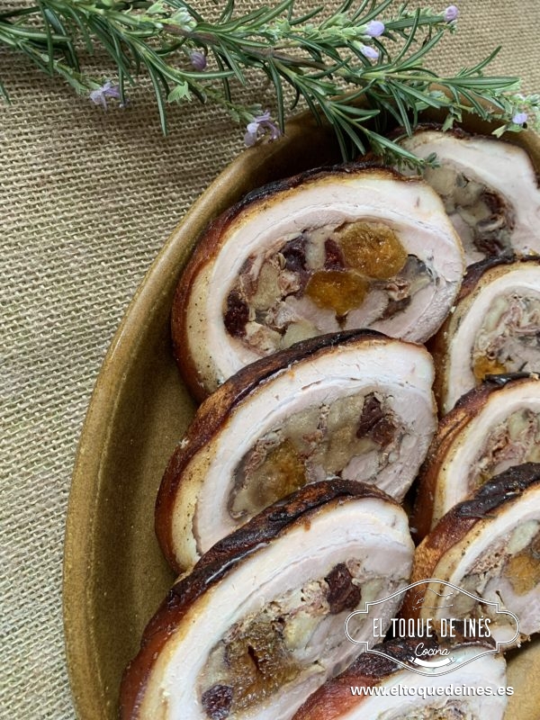 Acompañamos de puré de patata o de arroz o unas verduras salteadas.