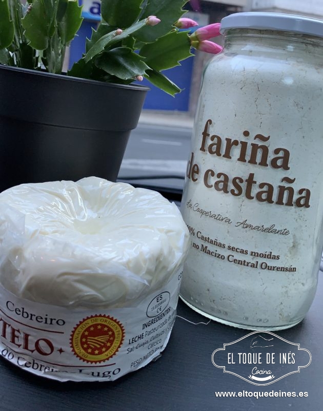 Aquí os pongo los dos ingredientes estrella de la tarta para que veáis cómo son los formatos. 