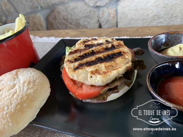 En mi caso tomate, lechuga y queso.