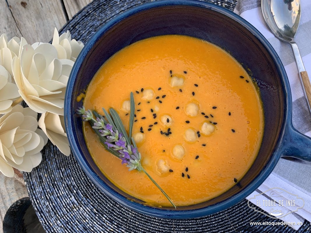 Crema de garbanzos y zanahoria al curry - El Toque de Inés