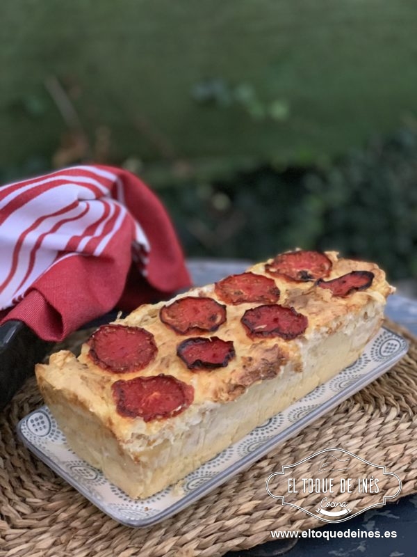 Dejamos templar un poco para que no se rompa al desmoldar.