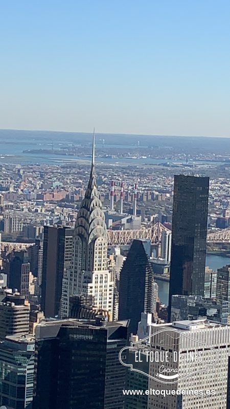 Y aquí os dejo unas fotitos de New York ;-)) 
El edificio Chrysler.