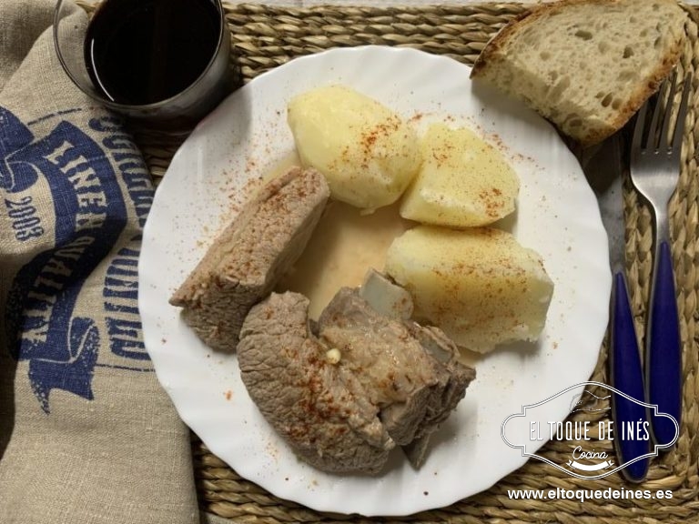 Carne o caldeiro
