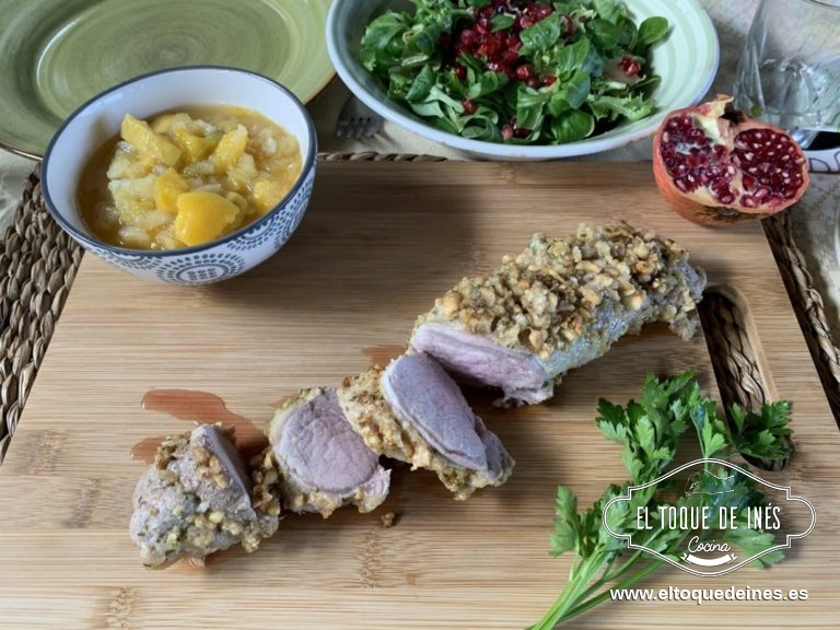 Y ya solo queda emplazar una vez asado, acompañar del chutney, una ensalada o patatas... al gusto.