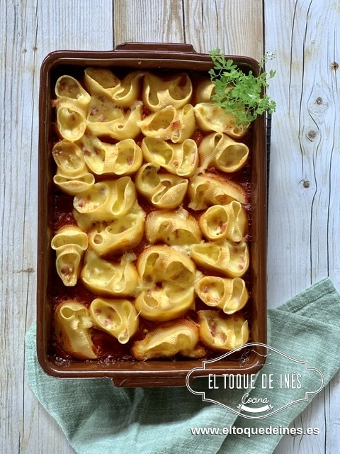 Metemos al horno precalentado a 180º, horneamos 10 minutos.