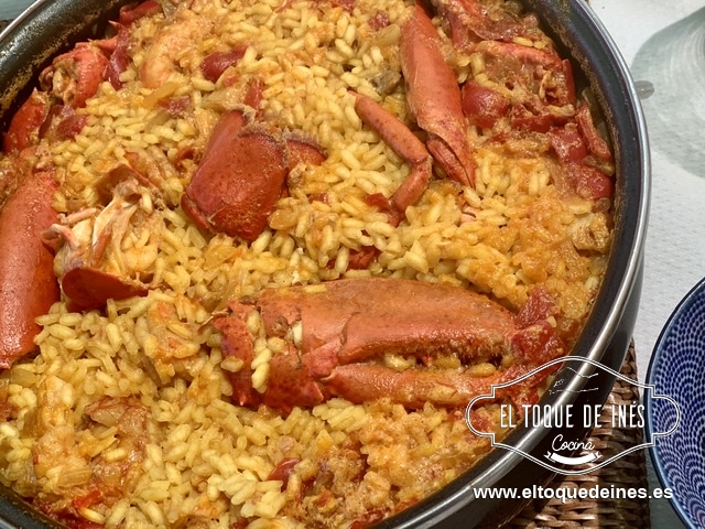 Una vez pasado el tiempo comprobamos y tapamos ya apagado dejando reposar unos 5-10 minutos.