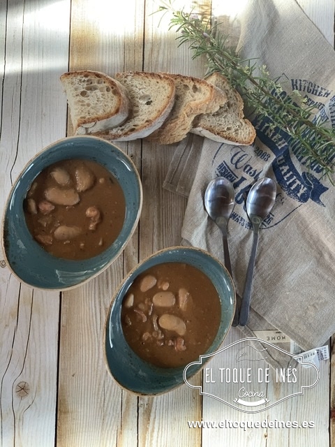 Si tenéis tm6 le ponéis cocción lenta/ 4 h/ 98º.
Si no, ponéis 2 h/ 100º/ giro inverso/ vel cuchara y a las dos horas volvéis a programar otras dos horas.