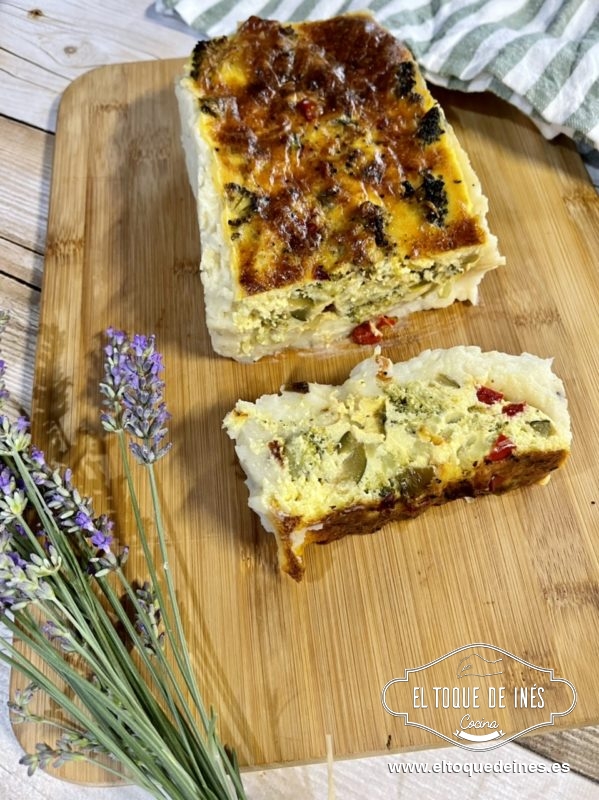 Dejamos enfriar porque sino se nos rompería al intentar desmoldar.