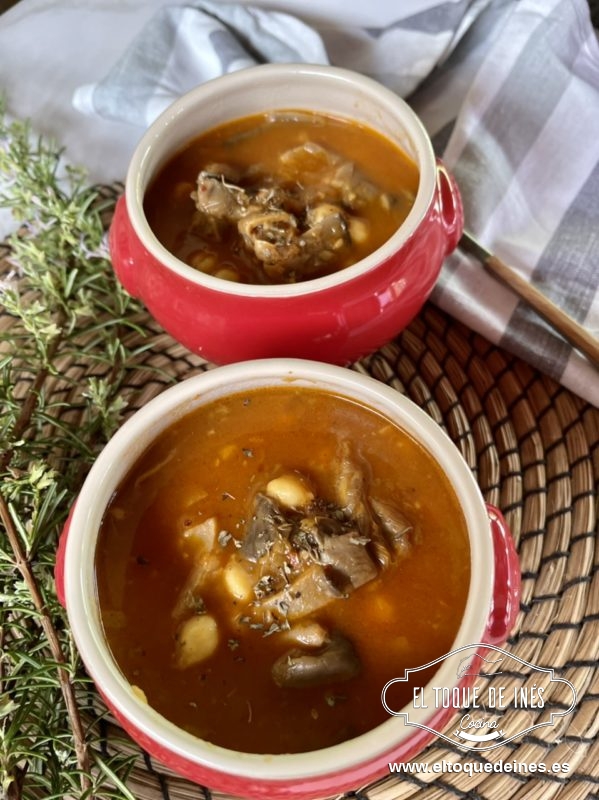 Espolvoreamos con albahaca .
Listos para disfrutar!