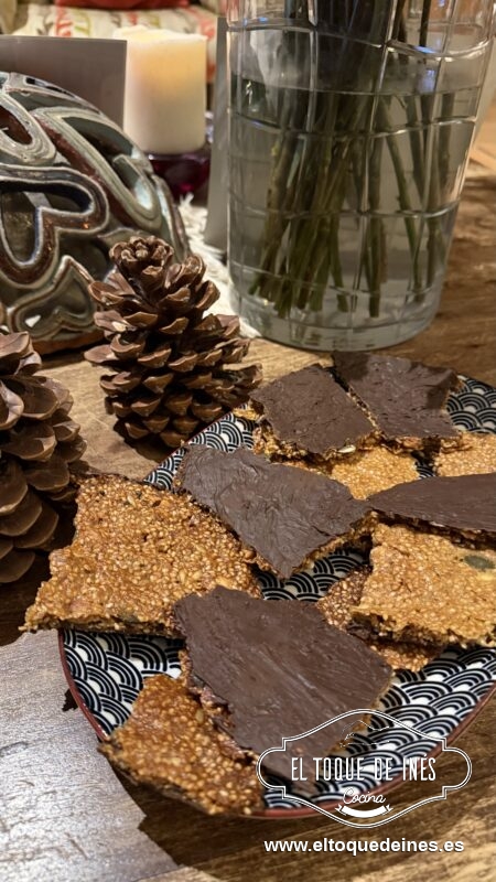 Dejamos enfriar para que se solidifique el chocolate (30 min en la nevera ).