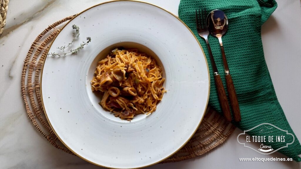 Fideos con calamares